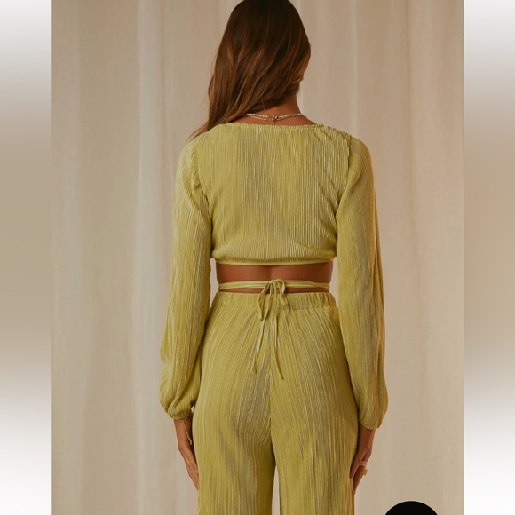 PEPPERMAYO SET - MALIBU DREAMING WRAP TOP and 90s MUSE PANTS (Full set) - Picture 3 of 7